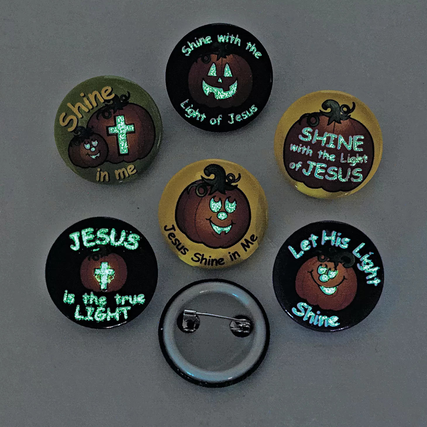 Oriental Trading Bulk 48 Pc. Christian Pumpkin Glow-In-The-Dark Mini Buttons* Glow Jewelry