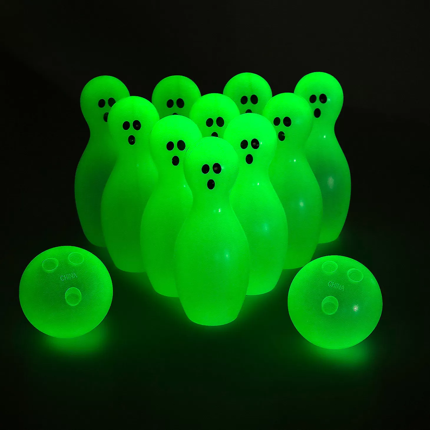 Cheap Glow-In-The-Dark Halloween Ghost Bowling Kit Games & Activities